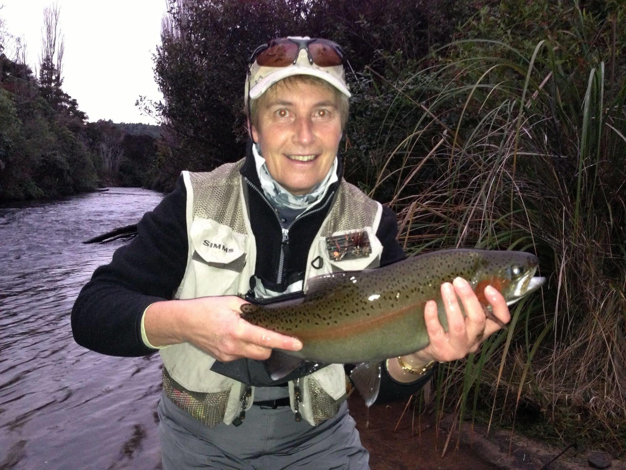 Turangi Trout Lodge المظهر الخارجي الصورة